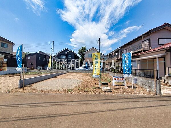 1号地　現地写真　【東久留米市南沢1丁目】 見学はしたいけど、なかなか時間が取れない・・・そんな方に出勤前や仕事終わりにマイホームを見学できるサポートをいたします