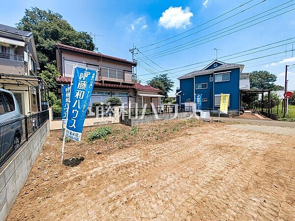 1号地　現地写真　【東久留米市南沢1丁目】 見学はしたいけど、なかなか時間が取れない・・・そんな方に出勤前や仕事終わりにマイホームを見学できるサポートをいたします。