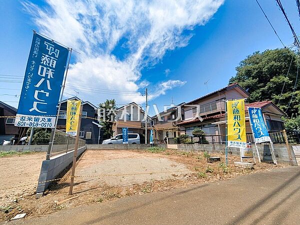 現地写真　【東久留米市南沢1丁目】 建物のプレゼンをさせていただきますので、実際の完成イメージを思い描いていただくことができます。お気軽にお問合せ下さい。