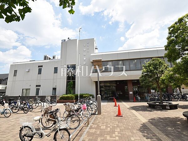 練馬区立大泉図書館 (1570m)