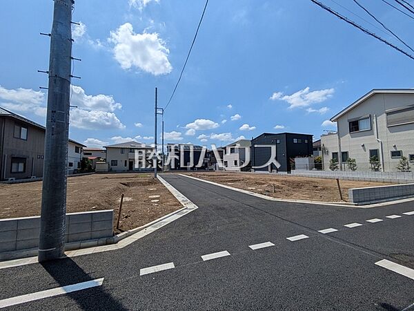 建築条件はございませんので、ライフスタイルに合わせた自由なマイホームづくりが可能です。　【練馬区大泉学園町6丁目】