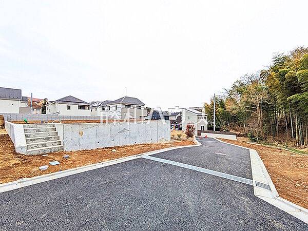 接道状況および現場風景　【八王子市中山】