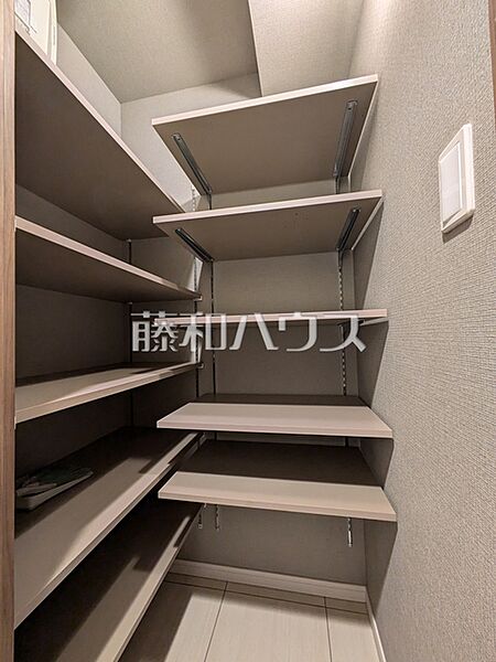 収納