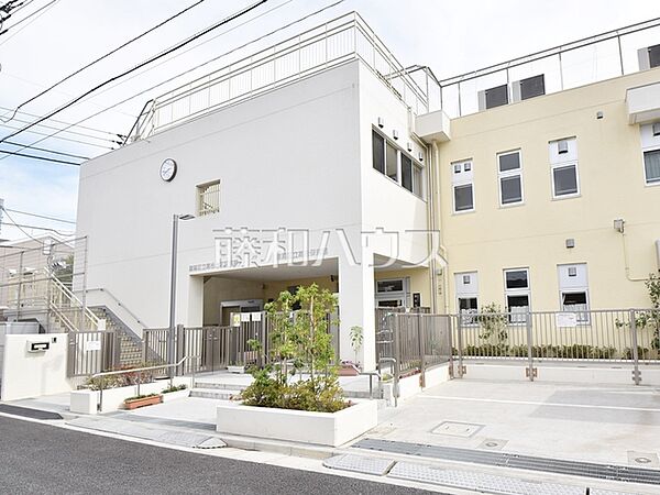 練馬区立 高松保育園 (940m)