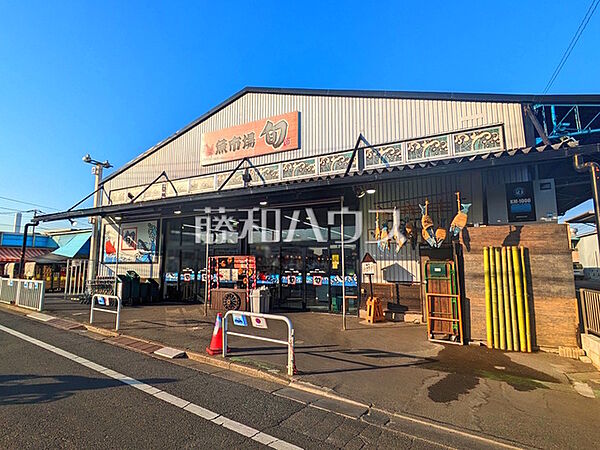 魚市場　旬 (870m)