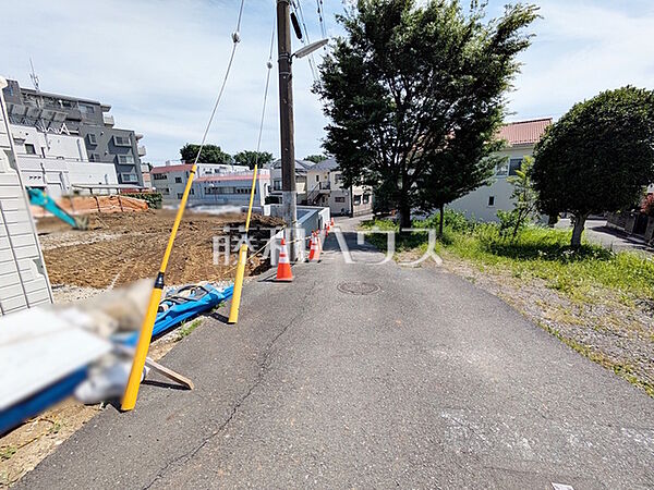 ≪接道状況≫お住まい探しは、家の良し悪しだけでなく周辺環境も重要なポイントです。ぜひ一度お客様の目でご覧ください。【調布市西つつじケ丘4丁目】