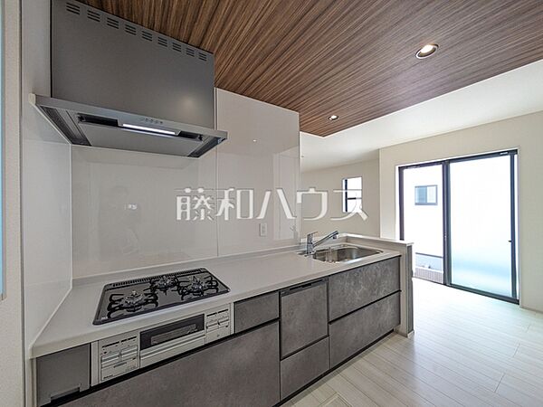 12号棟　キッチン　【国分寺市北町4丁目】
