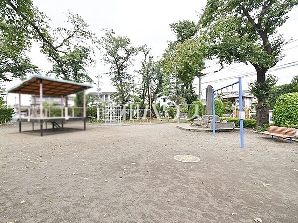 柴崎四西公園 (550m)
