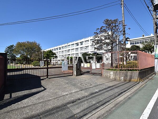 小金井市立小金井第二小学校 (620m)