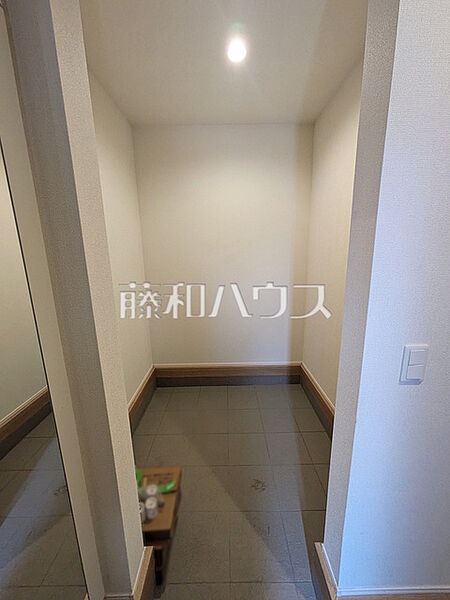 14号棟　シューズクローク　【新座市畑中1丁目】