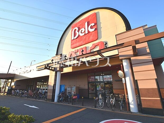ベルク池田店 (600m)