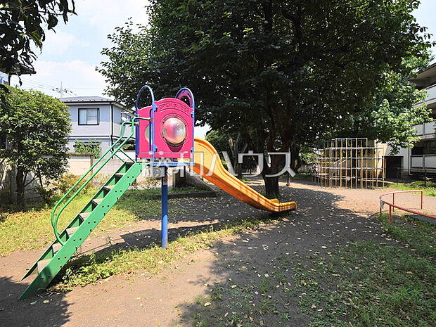 寺南公園 (470m)