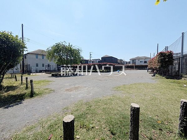 清瀬市立九小学び舎公園 (80m)