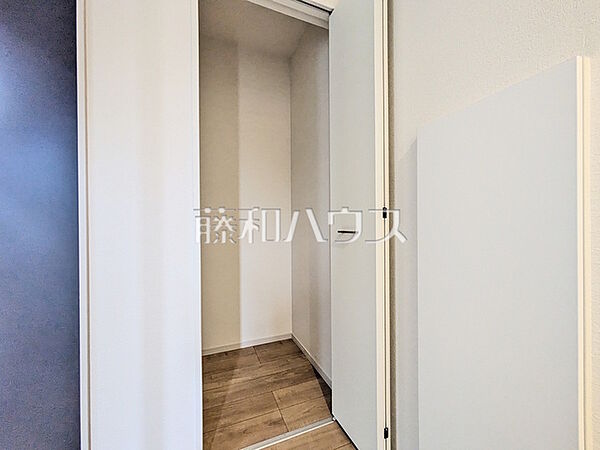 2号棟　玄関収納　【小金井市中町1丁目】