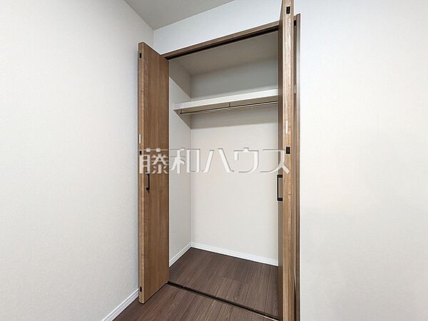 収納　【コスモ朝霞台】