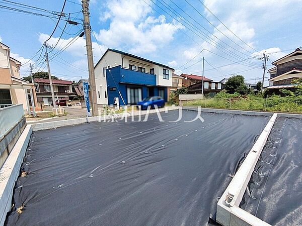 1号地　現地写真　見学はしたいけど、なかなか時間が取れない・・・そんな方に出勤前や仕事終わりにマイホームを見学できるサポートをいたします。【東久留米市前沢1丁目】