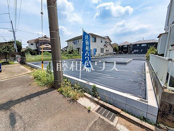 充実した新たな生活を、「あったらいいな」がある、この地から始めてみませんか？鮮やかな青空と暮らすこの土地で・・・。 【東久留米市前沢1丁目】