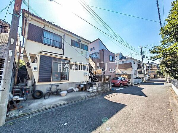 接道状況および現場風景(現況：古屋有)　【小平市学園東町1丁目】