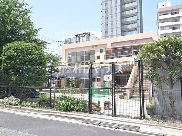 陽だまりの丘保育園 (480m)