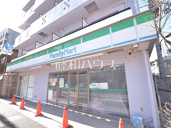 ファミリーマート 新宿上落合店 (1020m)