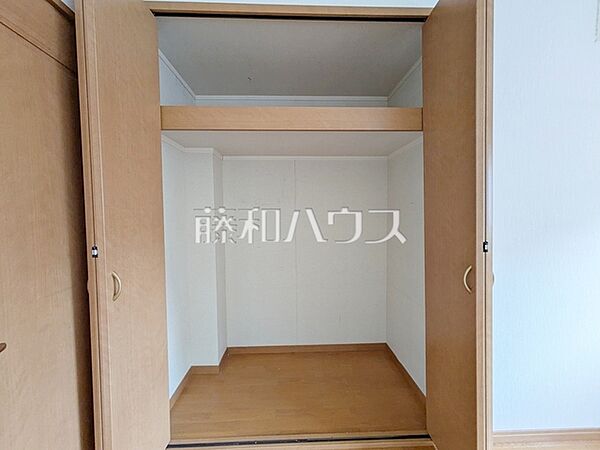 収納　【練馬区南大泉6丁目】