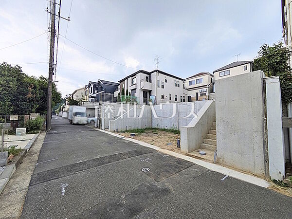 接道状況および現場風景　【日野市南平1丁目】