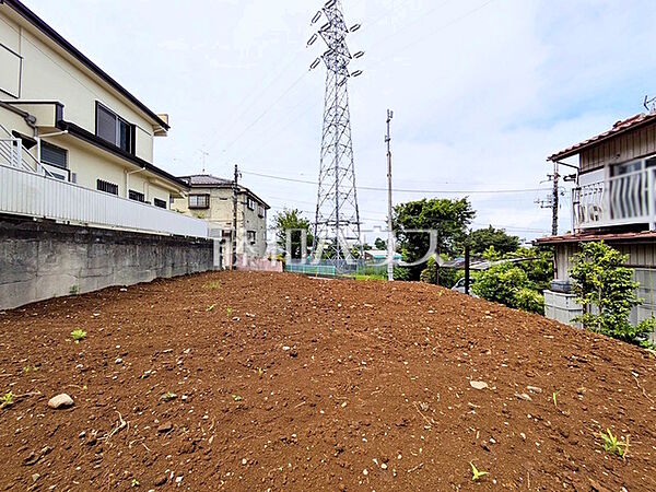 ≪現地外観≫ハウスメーカーからプランまでフルオーダーで自由にマイホームがつくれる、建築条件のない宅地分譲　【多摩市連光寺4丁目】