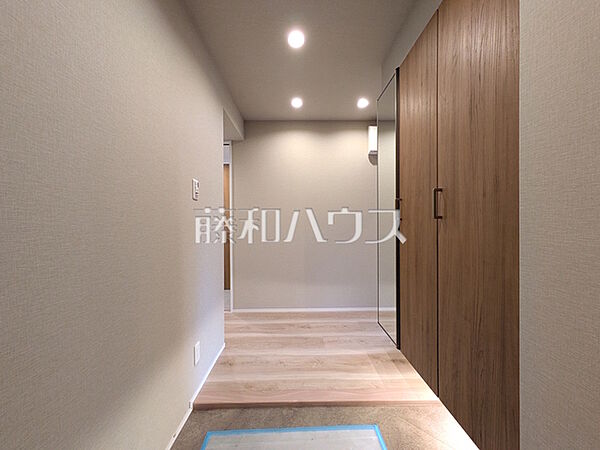玄関ホール　【西原グリーンハイツ　9号棟】