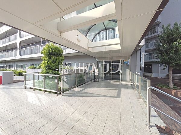 エントランス　【新武蔵野スカイハイツ】