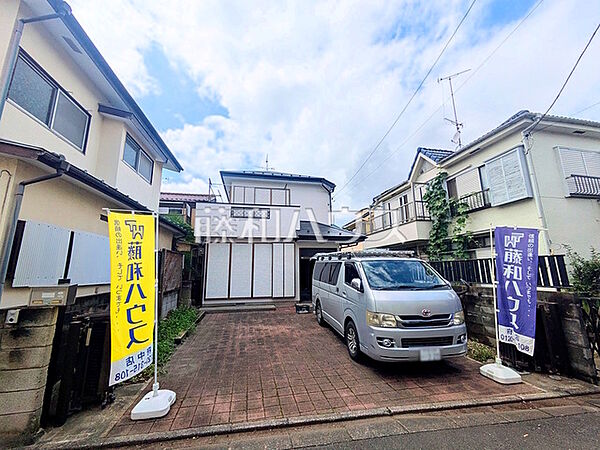 ≪接道状況≫来客時や駐輪スペースとしても利用可能なカースペース3台可（車種による）のプラン 【府中市四谷3丁目】