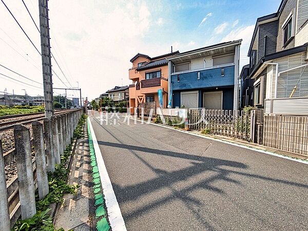 接道状況および現場風景　【所沢市東狭山ケ丘2丁目】