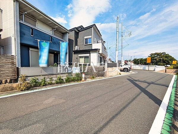 接道状況および現場風景　【所沢市東狭山ケ丘2丁目】