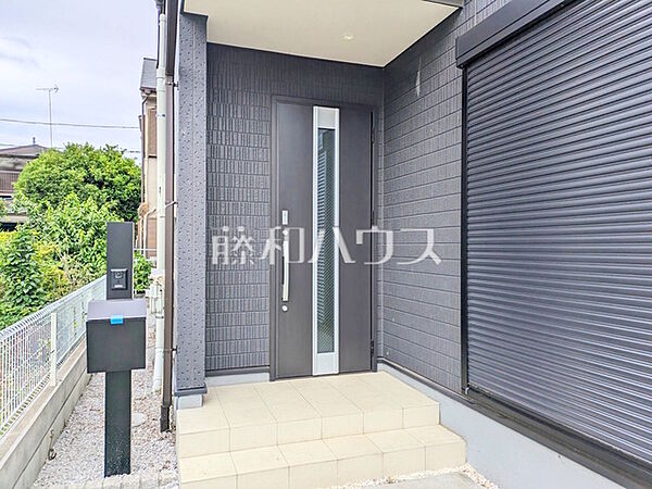 玄関　【昭島市美堀町2丁目】