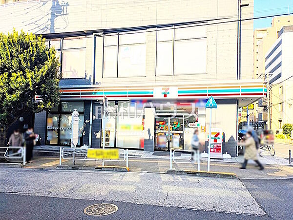 セブン-イレブン 西八王子駅南口店 (270m)