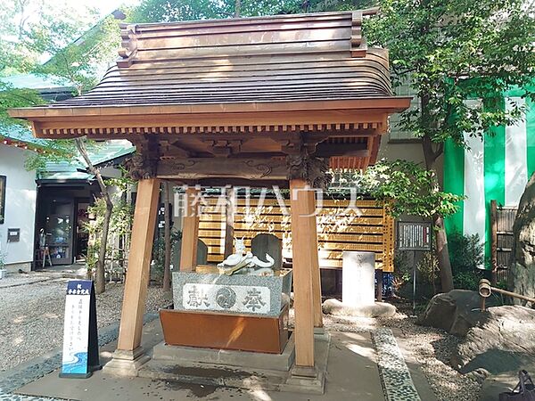 田無神社 (830m)