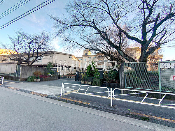 八王子市立陵南中学校 (1820m)
