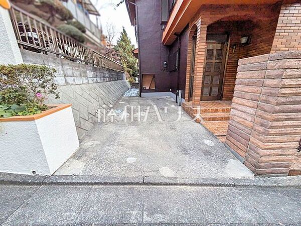 カースペース　【八王子市暁町2丁目】
