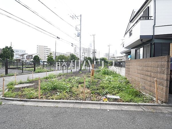 現地写真　【東久留米市神宝町1丁目】「注文住宅をもっと身近に」そんな想いをこめて、信頼できる建築会社を選び組織した当社オリジナルの注文住宅建築システム「ハウス会」もご利用可能です。