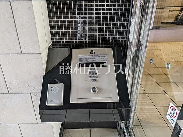 オートロック 安心のオートロック付きマンション　