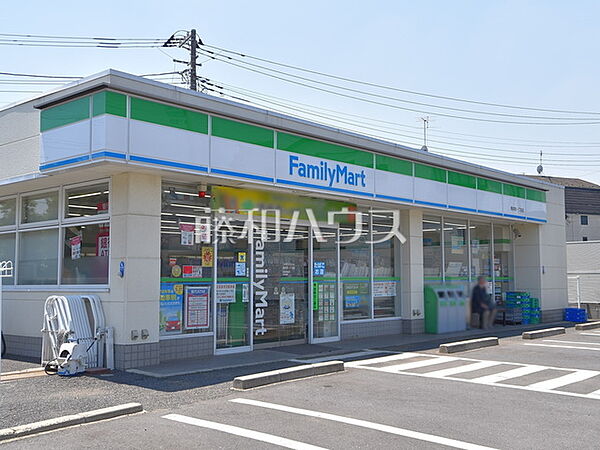 ファミリーマート 小浦駒井町一丁目店 (410m)