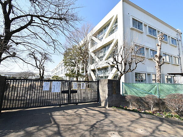昭島市立武蔵野小学校 (790m)