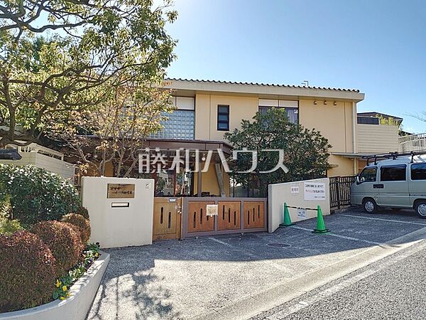 若葉台バオバブ保育園 (1890m)