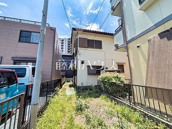 現地写真(現況：古屋有)　【所沢市東町】ぜひ実物をご覧いただきたく思います。喜んでご案内いたしますのでお気軽にお問合せ下さい。