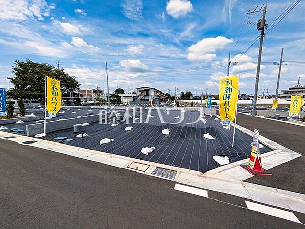 3号地　現地写真　【東久留米市下里1丁目】 建物のプレゼンをさせていただきますので、実際の完成イメージを思い描いていただくことができます。お気軽にお問合せ下さい。