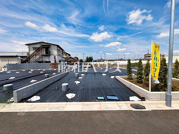 9号地　現地写真　【東久留米市下里1丁目】 見学はしたいけど、なかなか時間が取れない・・・そんな方に出勤前や仕事終わりにマイホームを見学できるサポートをいたします。
