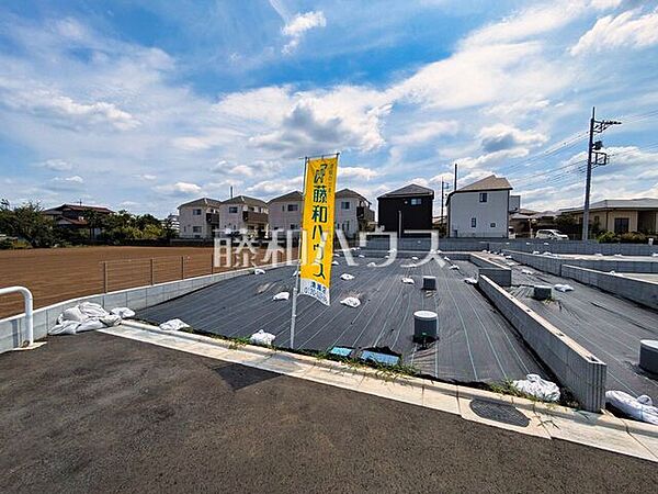 13号地　現地写真　【東久留米市下里1丁目】 見学はしたいけど、なかなか時間が取れない・・・そんな方に出勤前や仕事終わりにマイホームを見学できるサポートをいたします。