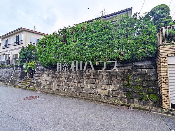 現地写真(現況：古屋有　【八王子市絹ケ丘1丁目】