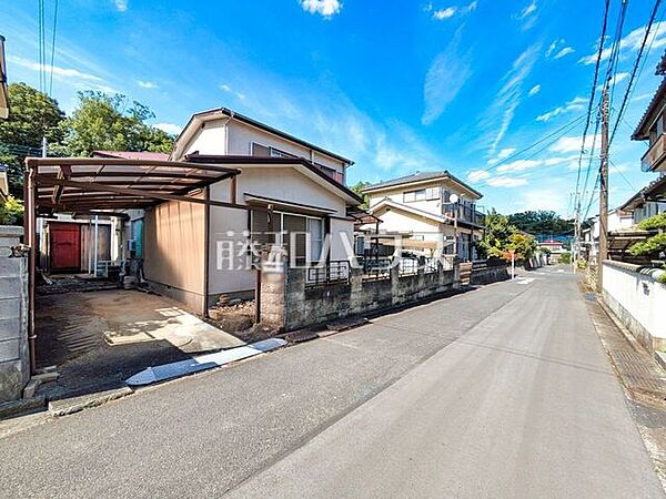 接道状況および現場風景(現況：古屋有)　【八王子市元八王子町1丁目】