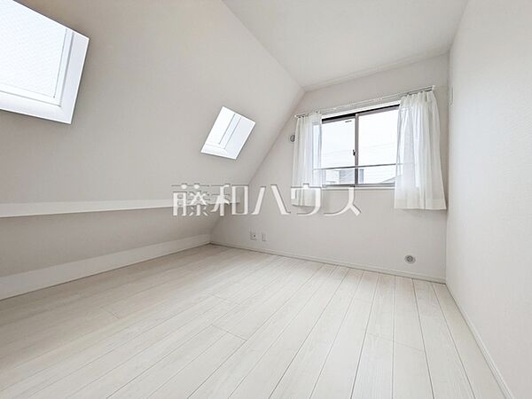 居室　【三鷹市深大寺2丁目】