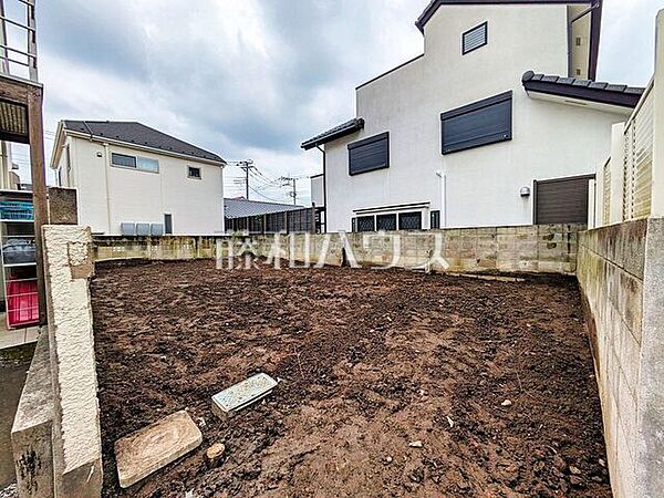 現地写真【三鷹市井口4丁目】 平日のご案内も可能です。まずはお気軽にお問合せ下さいませ。